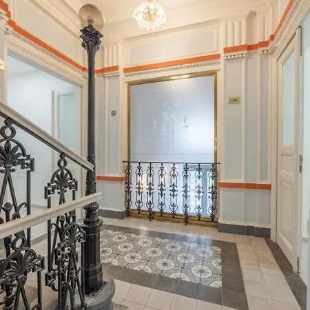 Apartment 1-park&museum View-lift-netflix-washer Prag